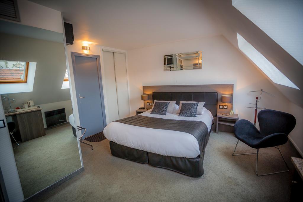 Hotel Relais Saint Jean Troyes Exterior photo